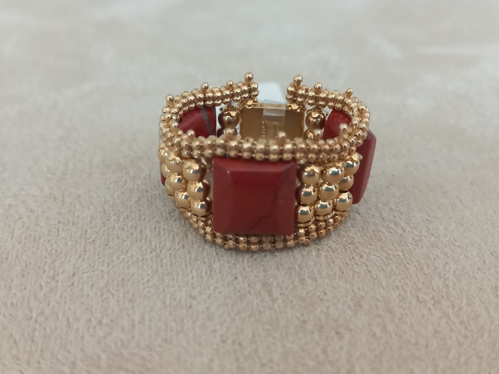 Anello in argento vermeil e pietre